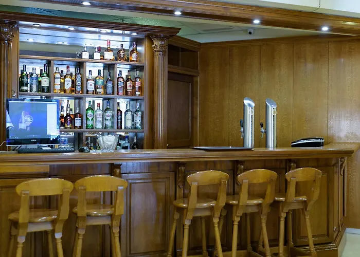 מלון Maria Revas 5*