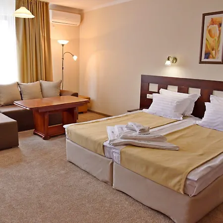 Szálloda Maria Revas