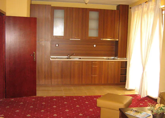 Maria Revas Hotel 5*