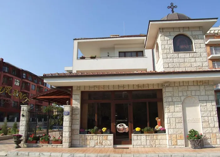 Hotel Maria Revas 5*