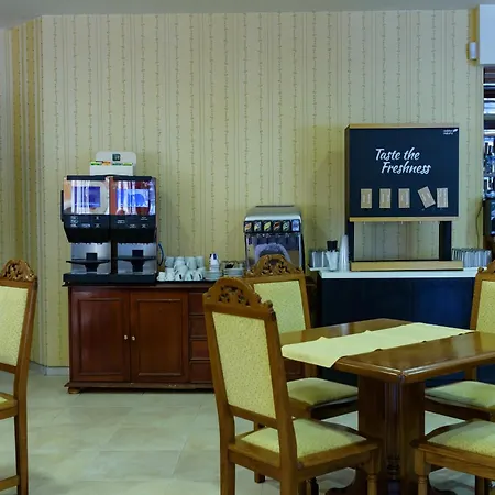 ماريا ريفاس 5*