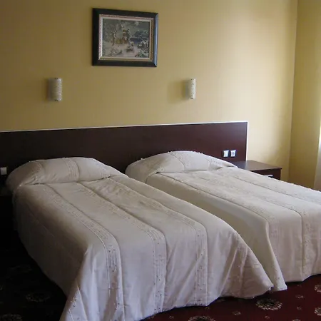 فندق ماريا ريفاس 5*