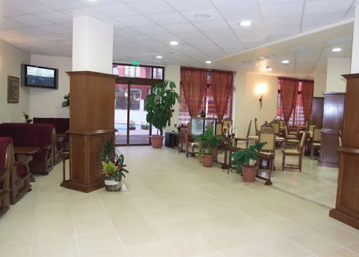 Hotel Maria Revas 5*