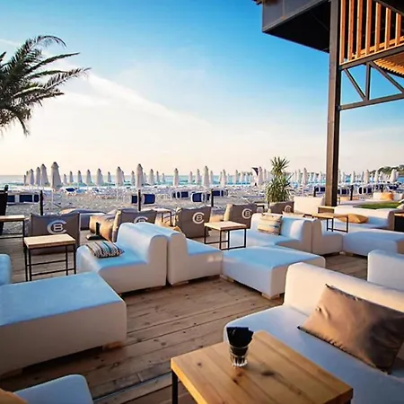 Maria Revas מלון 5*